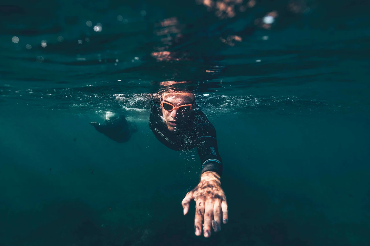 Zone 3 Zone3 - Women's Advance Wetsuit - Black/Turquoise/Gunmetal - 2023 14 Zone 3 Zone3 - Women's Advance Wetsuit - Black/Turquoise/Gunmetal - 2023 - Image 14