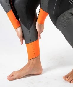Zone 3 Zone3 - Vanquish Wetsuit - Men's 61 Zone 3 Zone3 - Vanquish Wetsuit - Men's -Zoot shop Zone3 Wetsuits Vanquish Mens Close Up 11 35204.1674657933